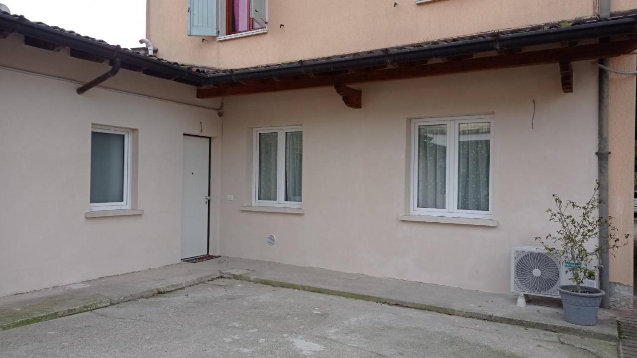 Casa Vacanze Anacleto Verolanuova Kültér fotó